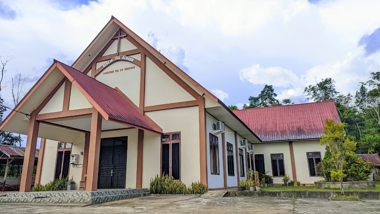 Gereja Isa Almasih, Ngabang